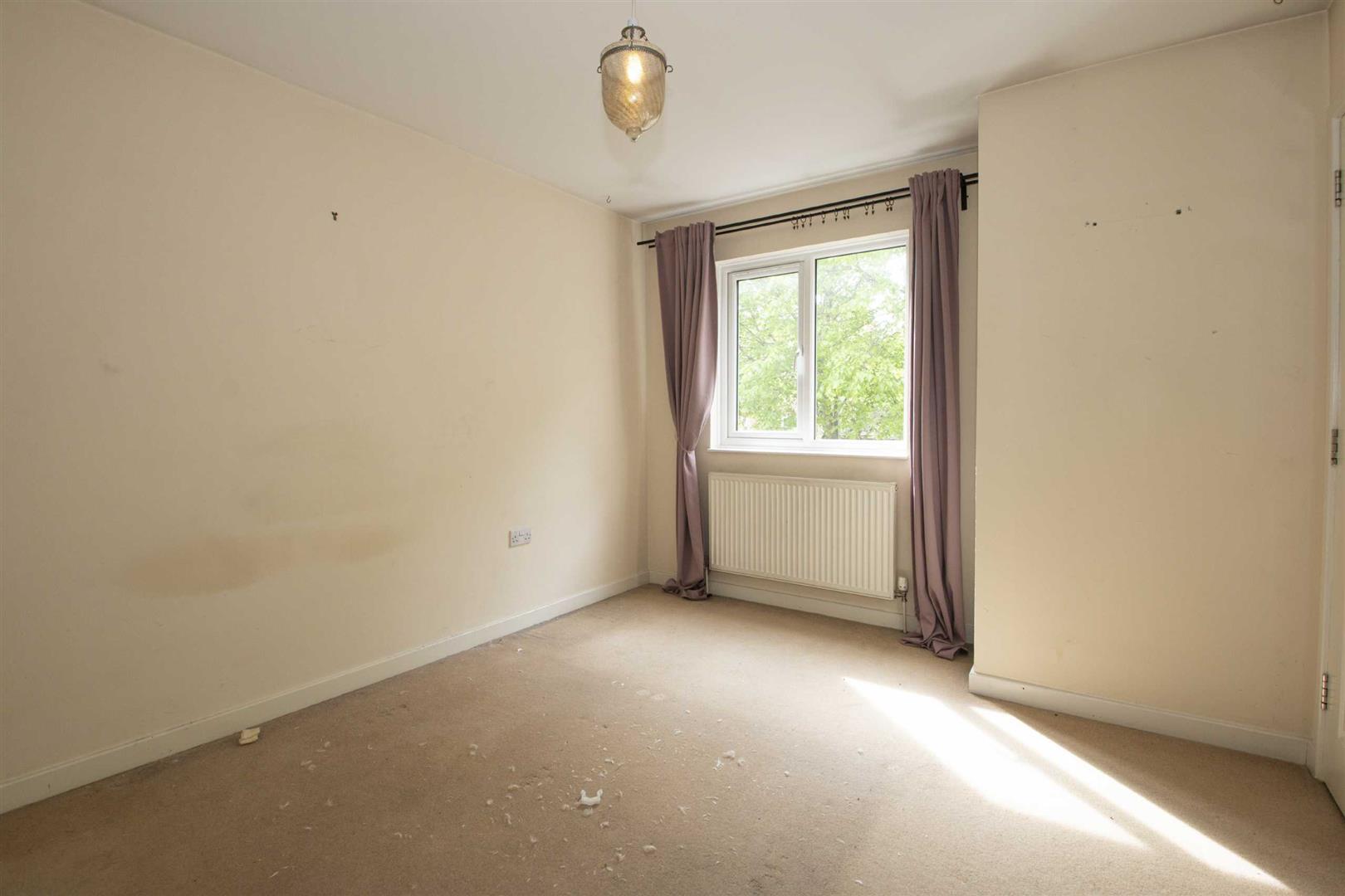 Holyhead Crescent, Tattenhoe, Milton Keynes